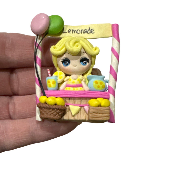 Blonde Lemonade Stand Bow Clay Temptress Maker - Lemonade Series