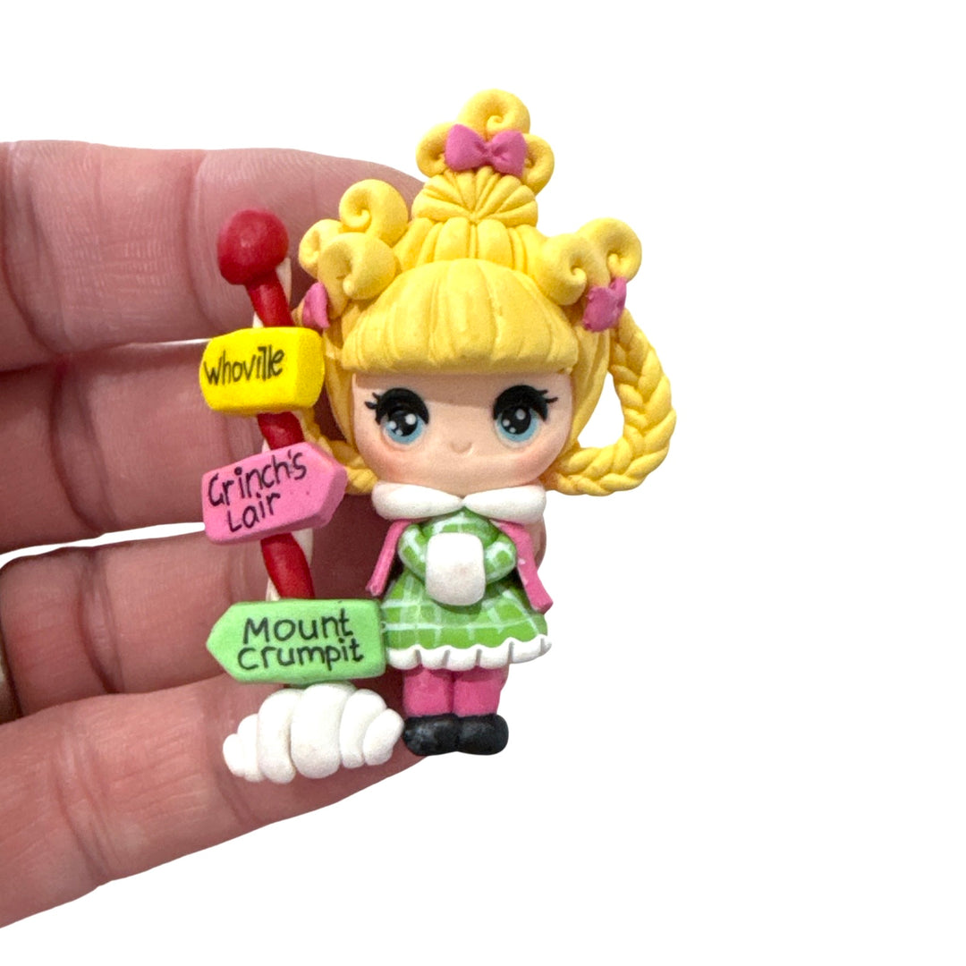 Cindy with Road Sign Bow Clay
