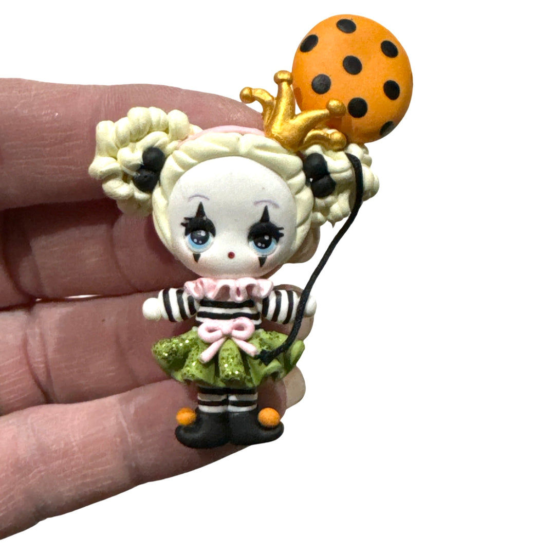 Clown Girl with Polkadot Balloon Bow Clay from Temptress Maker