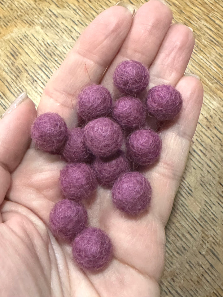 100% Wool Felt Balls 1cm 3/8” ~ Plum Pink