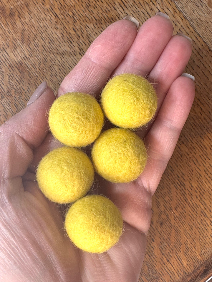 100% Wool Felt Balls 2cm 3/4” ~ Yellow