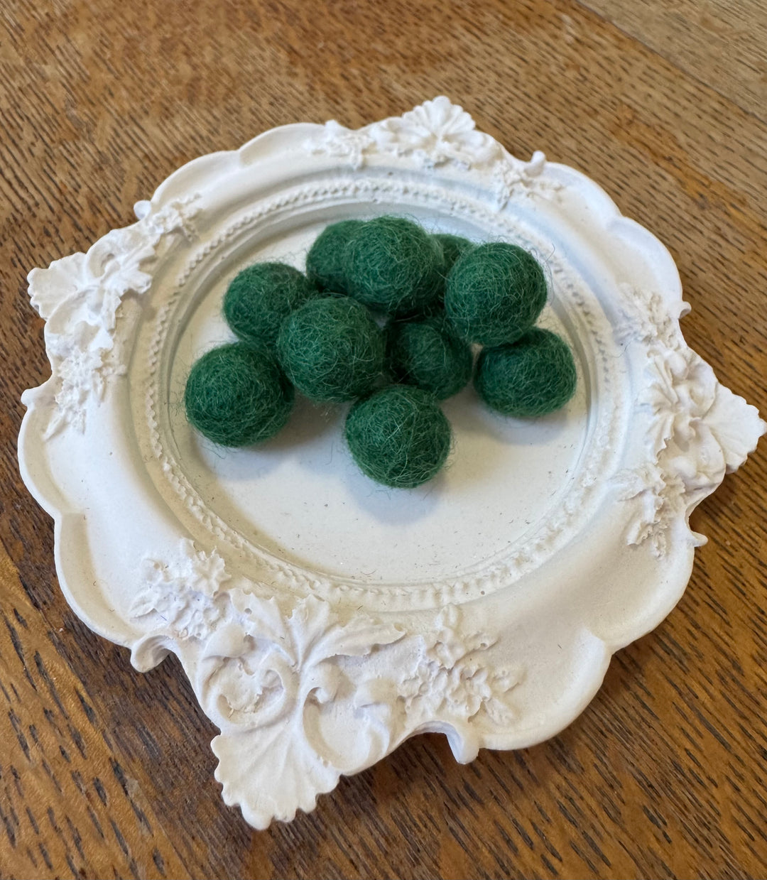 100% Wool Felt Balls 1cm 3/8” ~ Sacramental Green