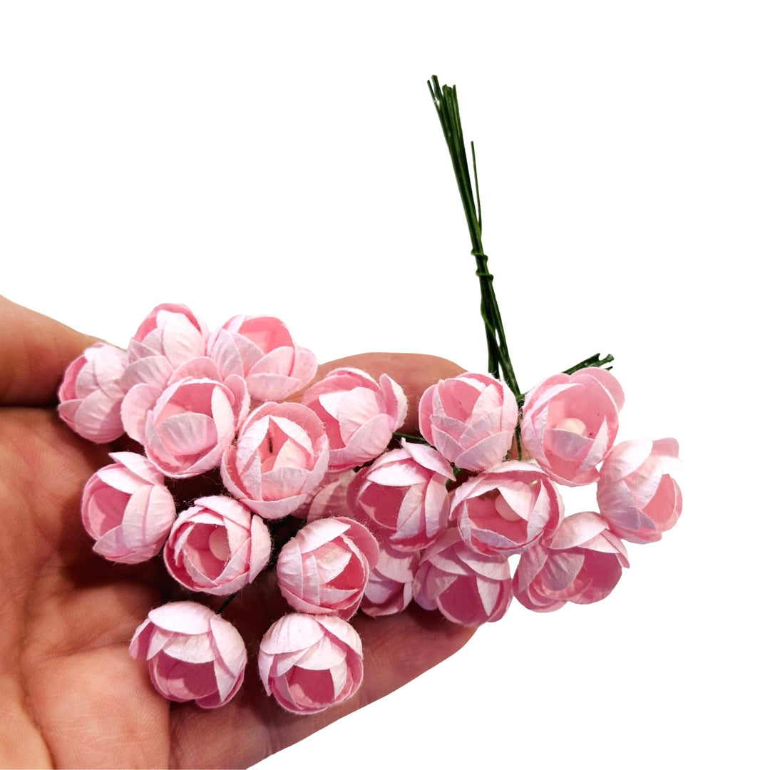 Fleurs en papier de mûrier renoncules rose pâle - 5 tiges