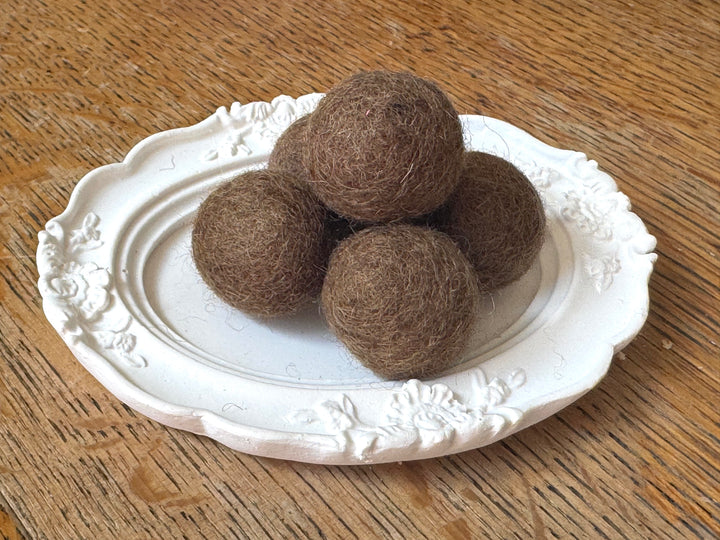 100% Wool Felt Balls 2cm 3/4” ~ Brown - Choose Quantity