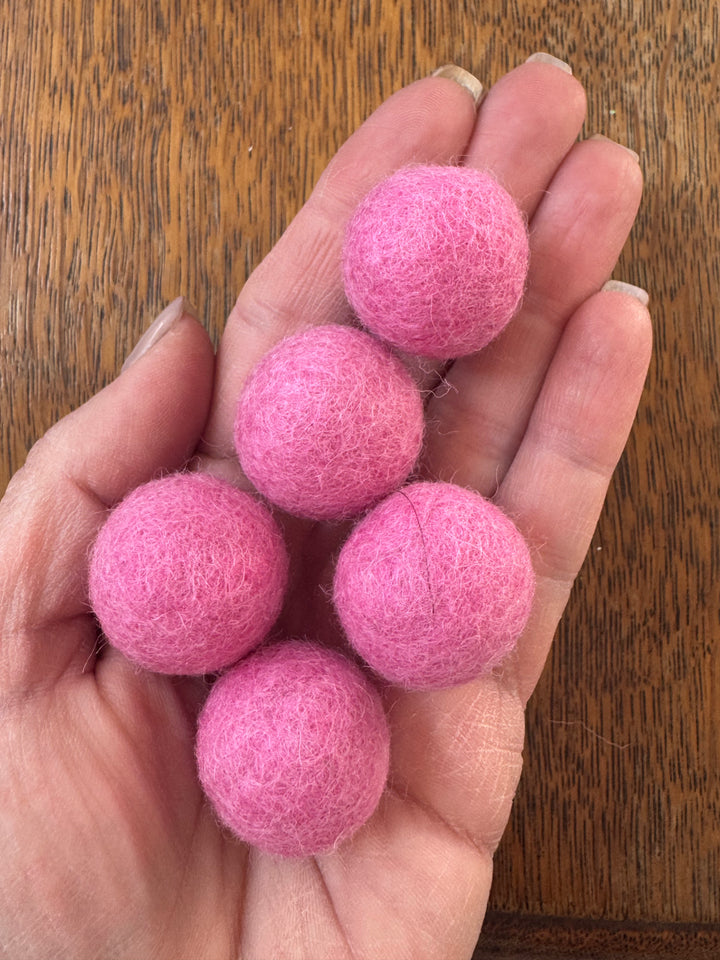 100% Wool Felt Balls 2cm 3/4” ~ Candy Pink