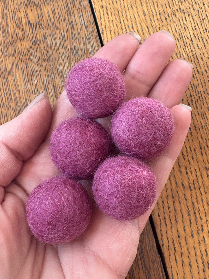 100% Wool Felt Balls 2cm 3/4” ~ Plum Pink