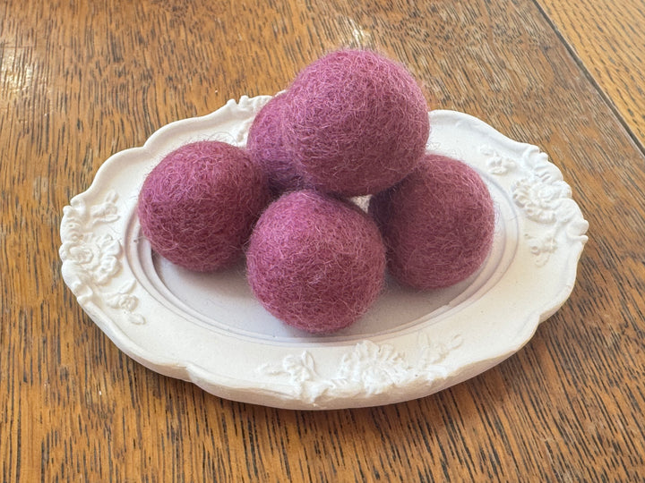 100% Wool Felt Balls 2cm 3/4” ~ Plum Pink