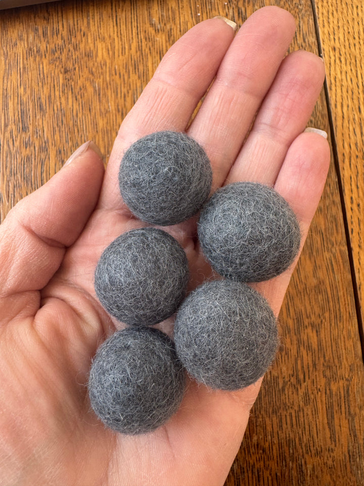 100% Wool Felt Balls 2cm 3/4” ~ Dark Grey
