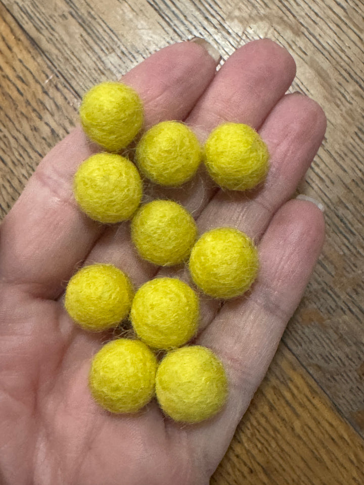 100% Wool Felt Balls 1cm 3/8” ~ Yellow