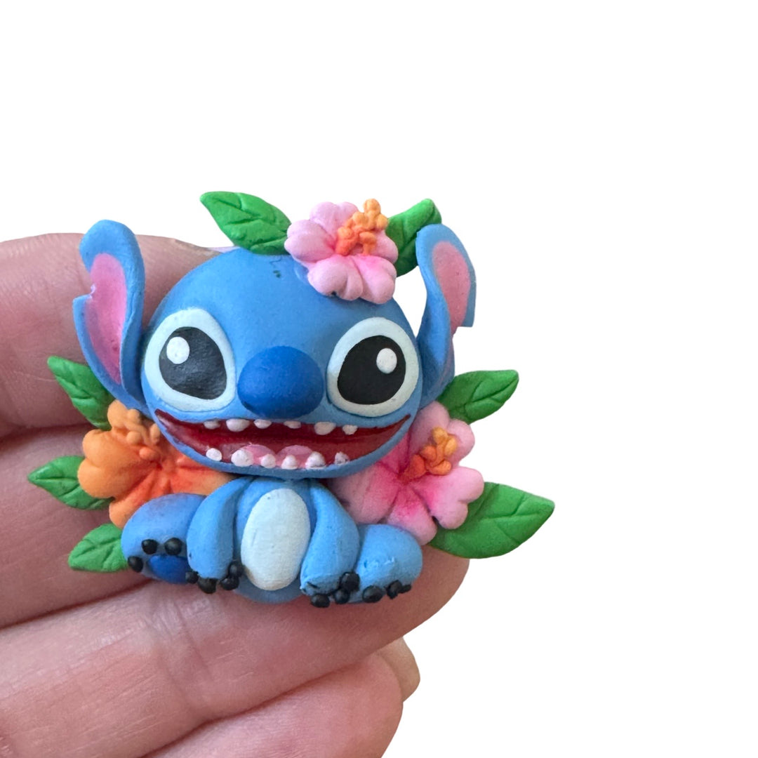 Stitch Blue Alien Bow Clay by Temptress Maker