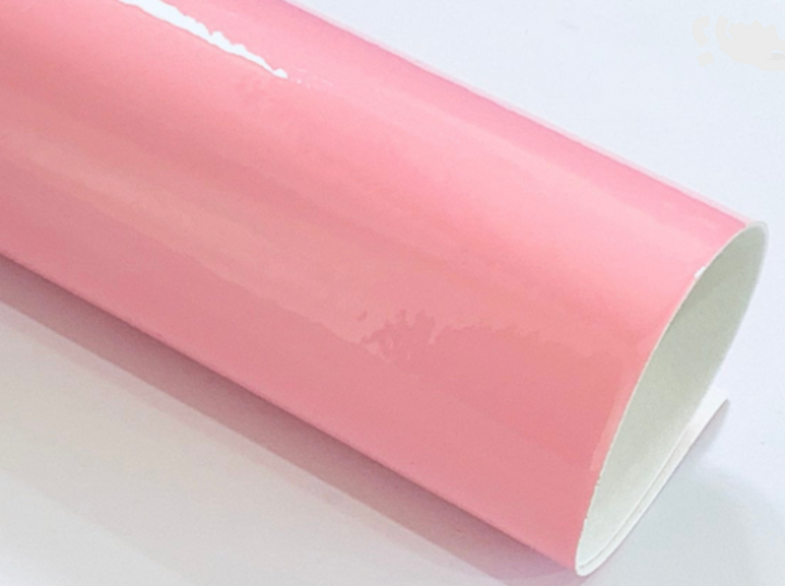 Feuille A4 en cuir verni rose clair, similicuir PU lisse et brillant - 0,75 mm