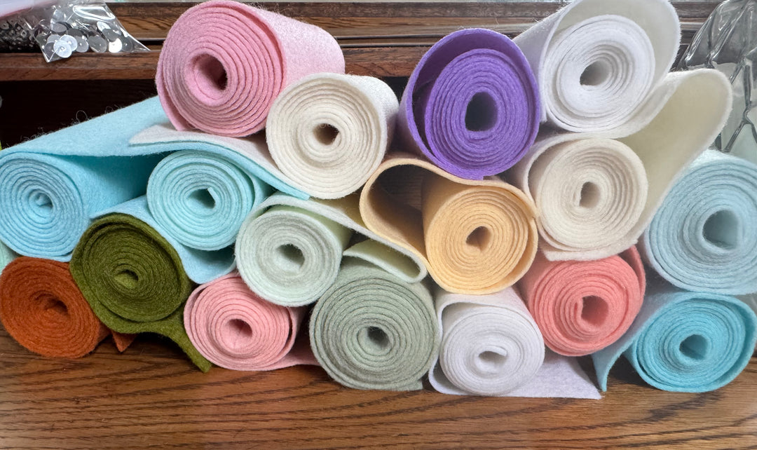 100% Wool Felt Rolls - 5" X 36" (12.7cm x 91.5cm) - 100% Wool Felt Rolls - Merino Wool Felt
