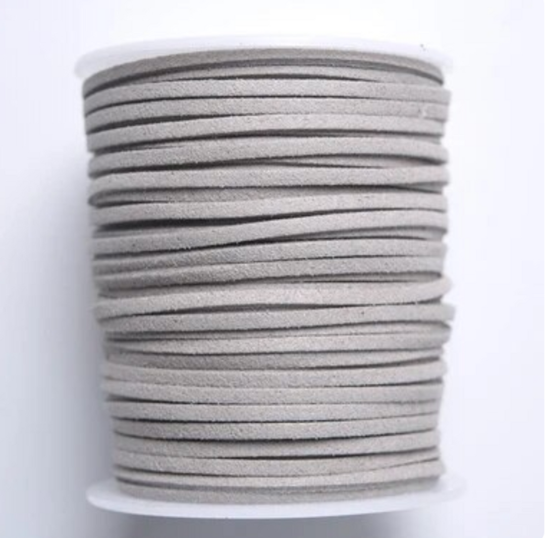 Cordon en faux suède gris clair - 5m - Cordon en daim gris pâle