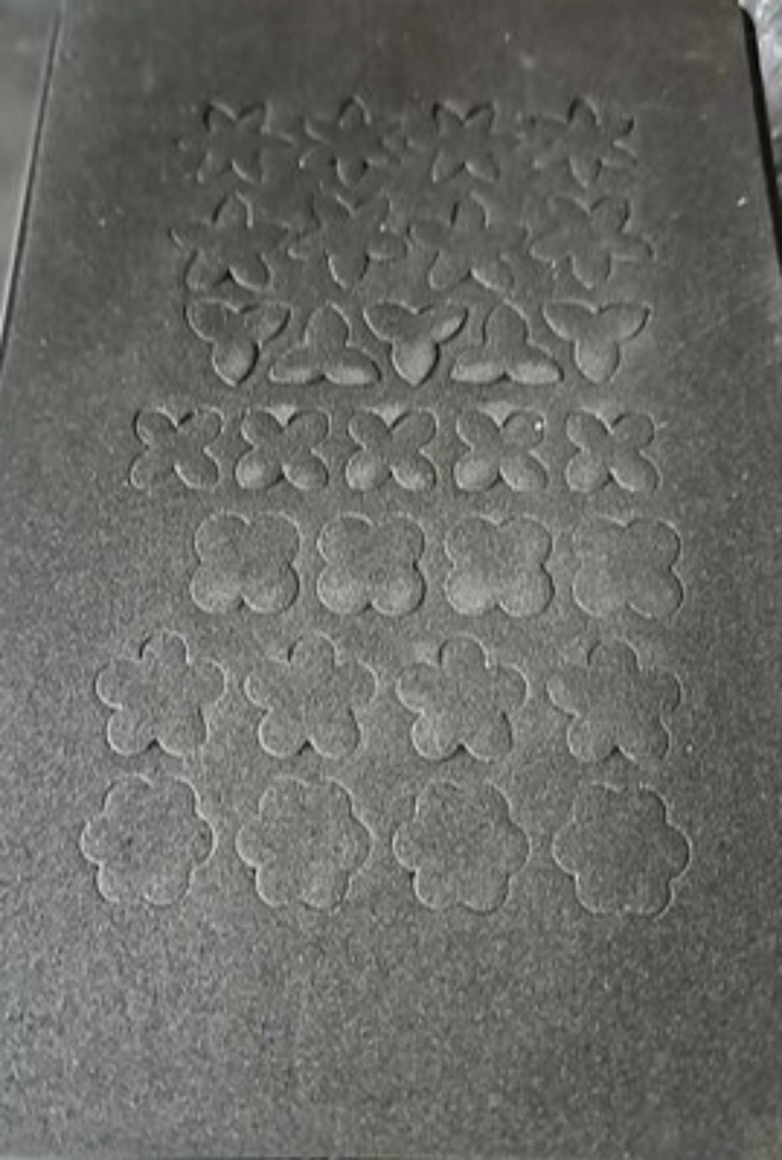 Petite Flowers Steel Rule Die