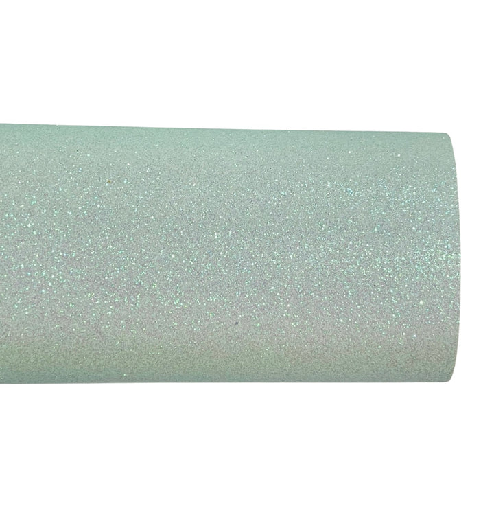 Cuir à fines paillettes menthe pâle