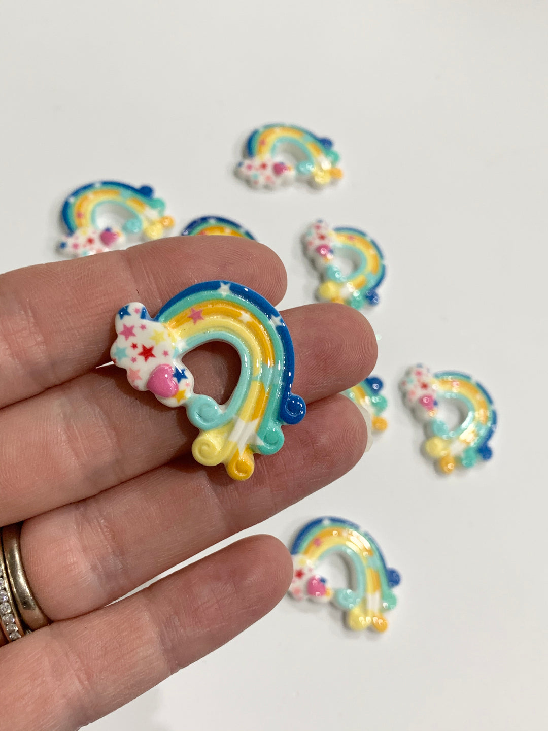 Large Rainbow Stars Resins x 5