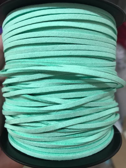 Cordon en faux suède menthe - 5m - Cordon en daim vert menthe