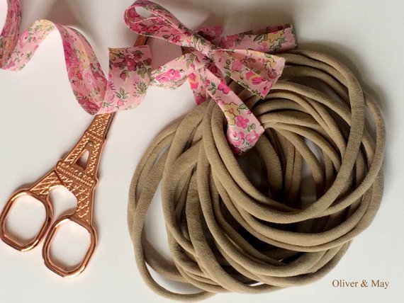 PRÉCOMMANDEZ des bandeaux en nylon NUDE, des bandes en nylon doux, des bandeaux pour bébés, des arcs de bricolage, des fournitures d’arc de cheveux, des fournitures de bricolage, une taille qui convient à la plupart des bandeaux