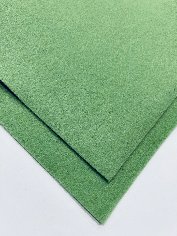 Feutre de laine mérinos vert pastel doux de 1 mm - N° 68 - Feutre de laine pure - Feutre 100 % laine au mètre ou en feuille