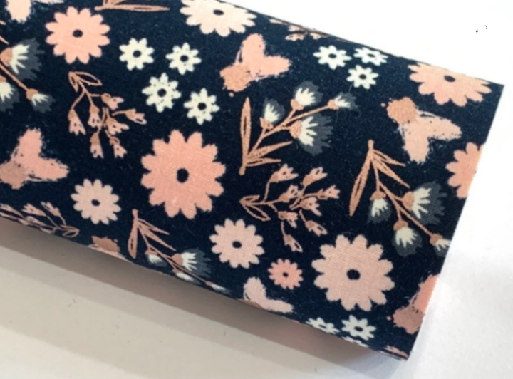 Feuilles de tissu double face à fleurs métalliques bleu marine et or rose