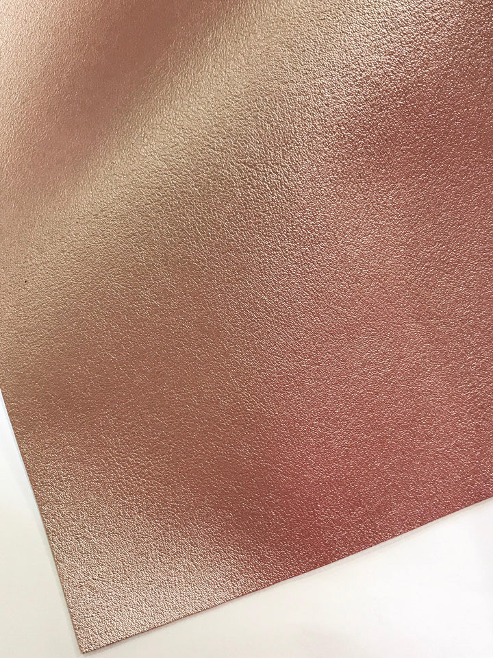 Similicuir rose doré lisse