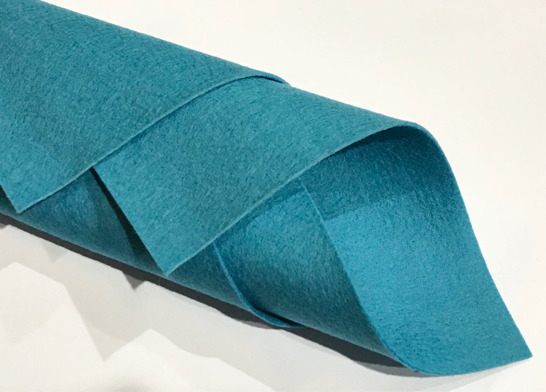 Feuille A4 en feutre de laine mérinos bleu coquille d'œuf cyan 1 mm - N° 53 Oeuf de Robins