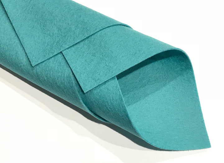 Feuille de feutre de laine mérinos bleu sarcelle de 1 mm, 8 x 11 po - N° 52