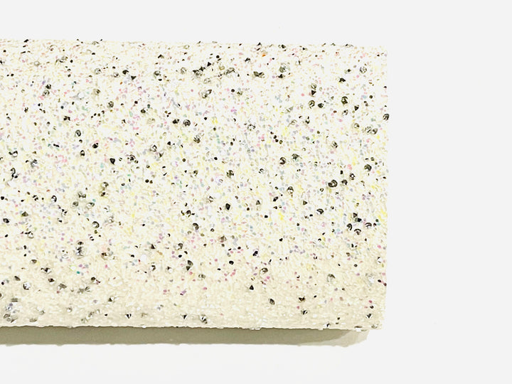 Tissu à grosses paillettes avec des diamants blancs