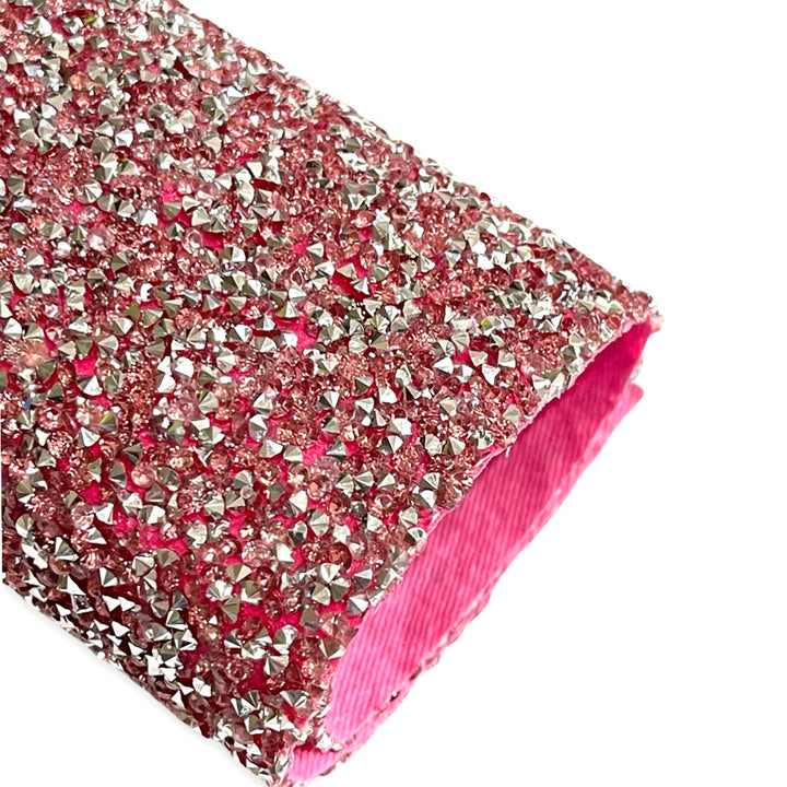 Tissu en toile incrusté de diamants roses pour toujours