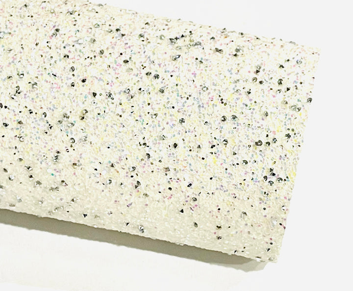 Tissu à grosses paillettes avec des diamants blancs