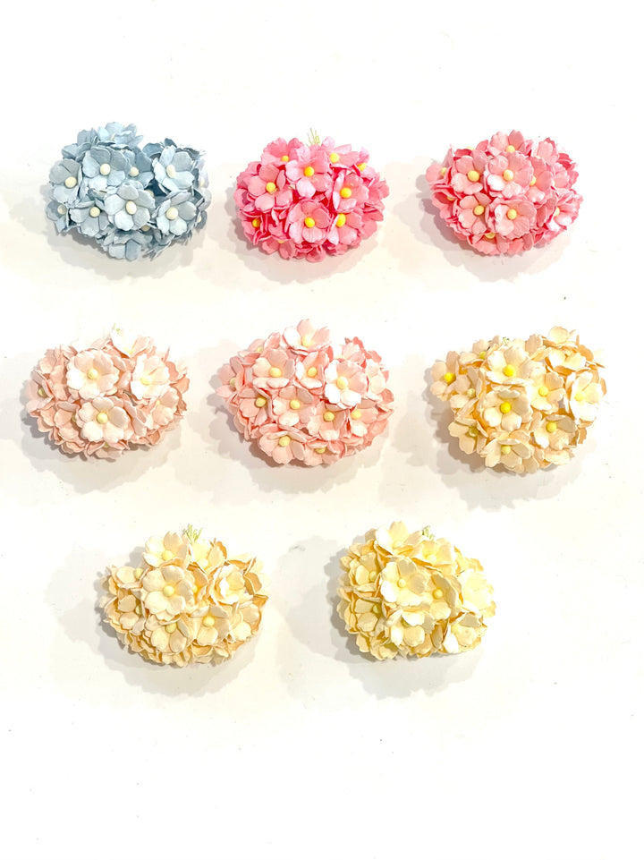 Fleurs de chérie de pêche pâle Fleurs en papier de mûrier
