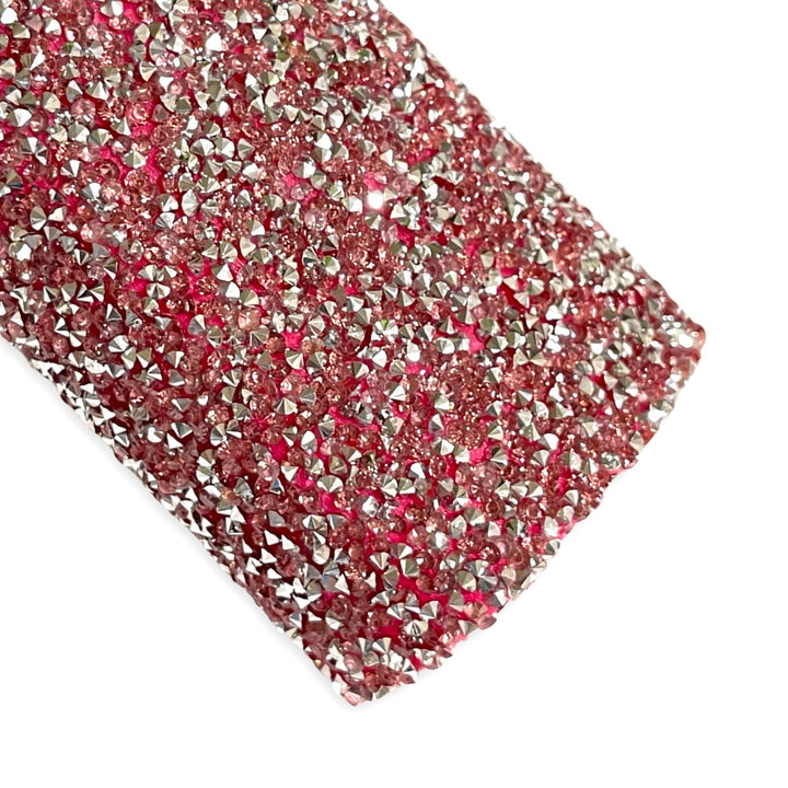 Tissu en toile incrusté de diamants roses pour toujours
