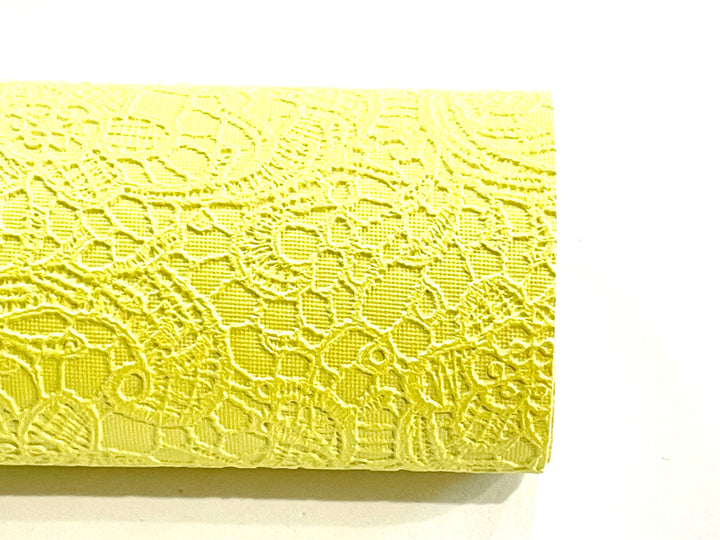 Feuille de similicuir gaufré en dentelle Gelato jaune citron