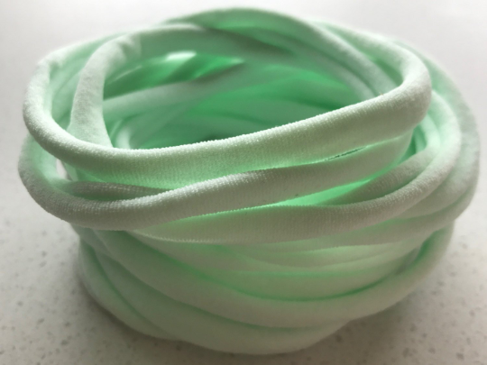 Thin Nylon Elastic Headbands PALE MINT | 5-6 mm | 26cm