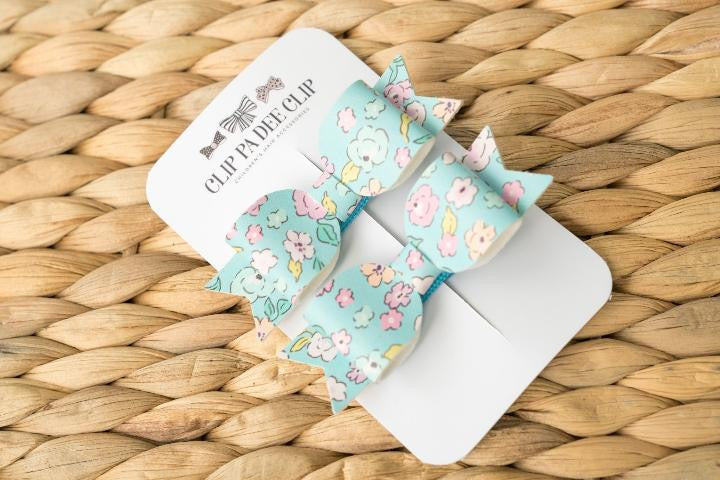 Blue Pretty Floral Smooth Faux Leather Sheet