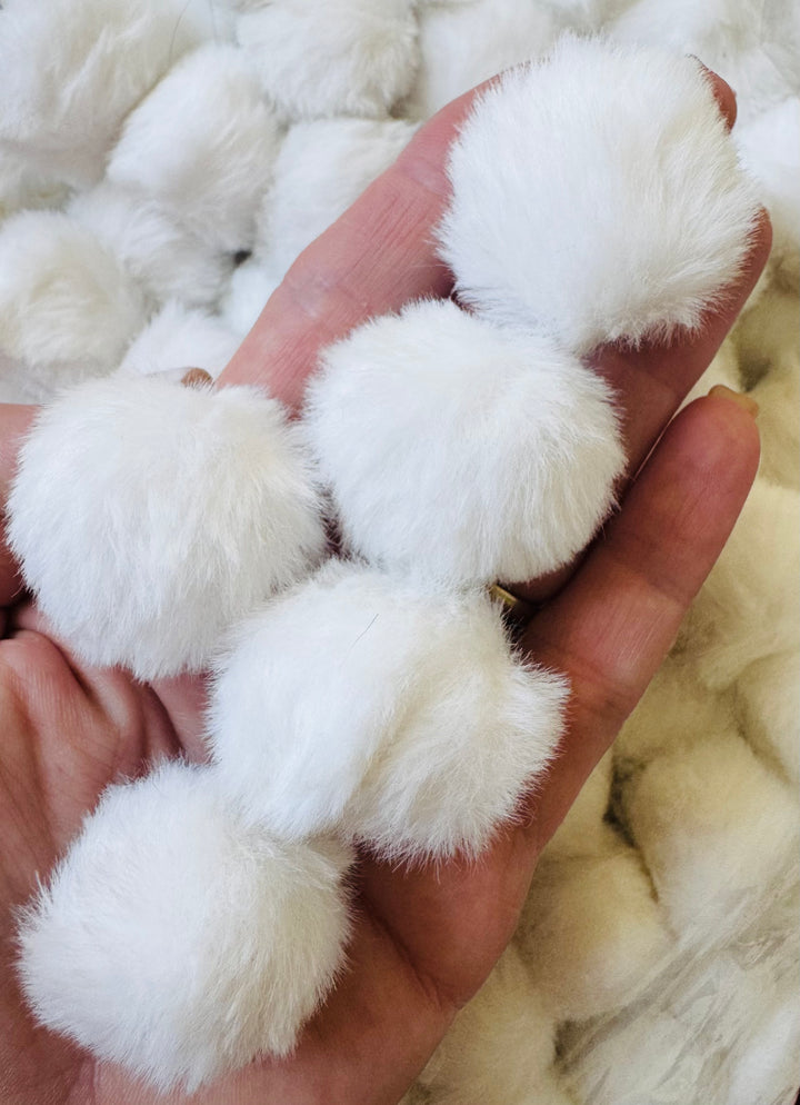 Luxe Faux Fur Pom Poms in White - Cute Bunny Tails this Easter!