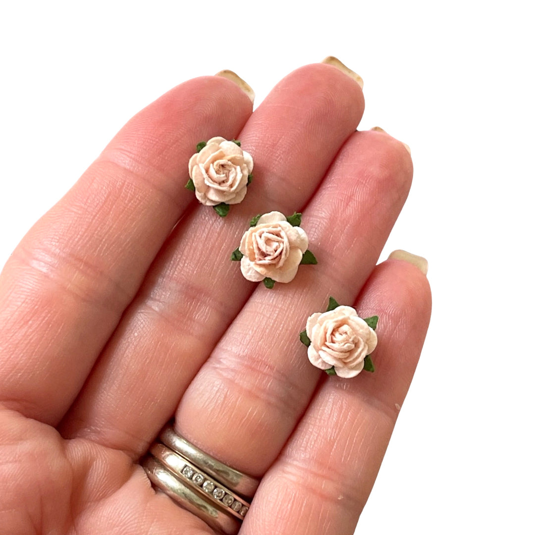 Mulberry Paper Flowers - 1cm Rounded Petal Roses - Nude Pink