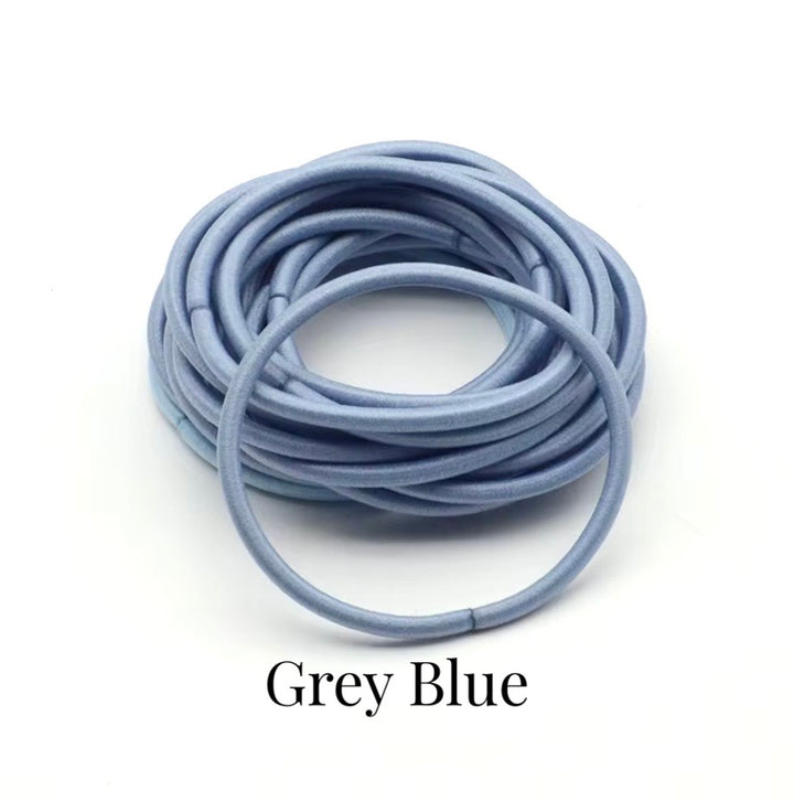 Élastiques fins pour cheveux. 