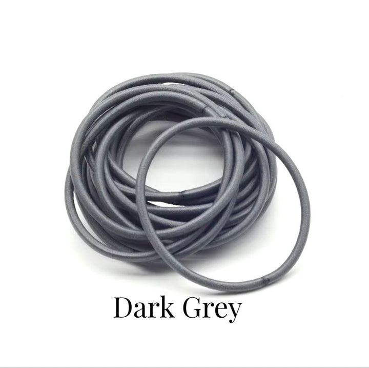 Élastiques fins pour cheveux. 