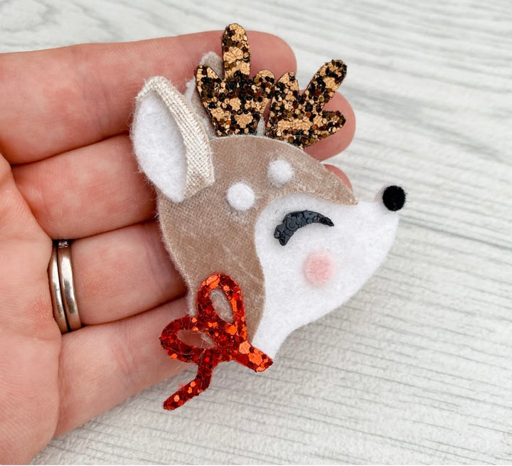 Oh Deer Die, a Glitter Glitter On The Wall Exclusive