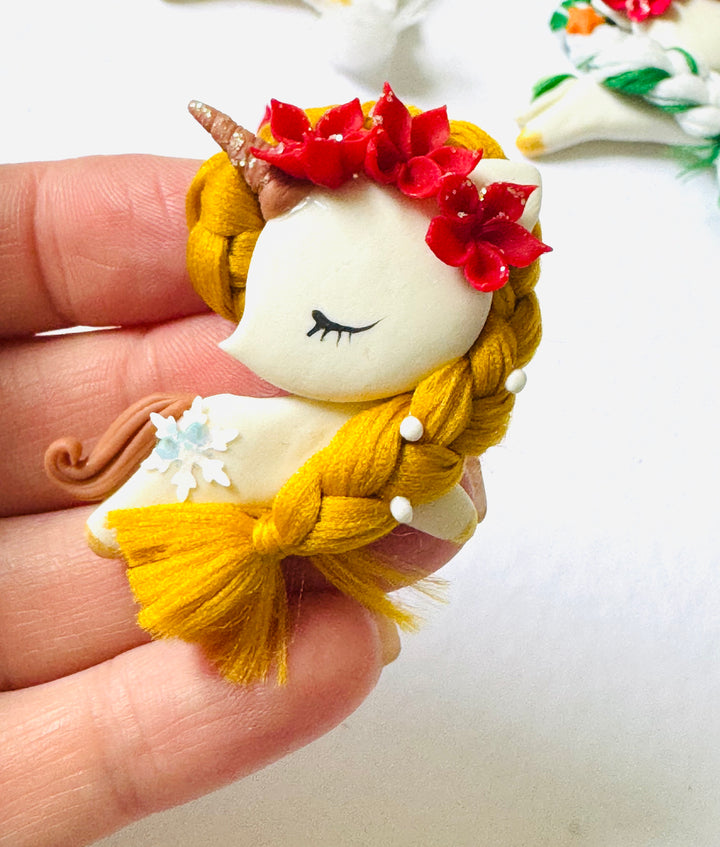 Christmas Unicorn Bow Clays