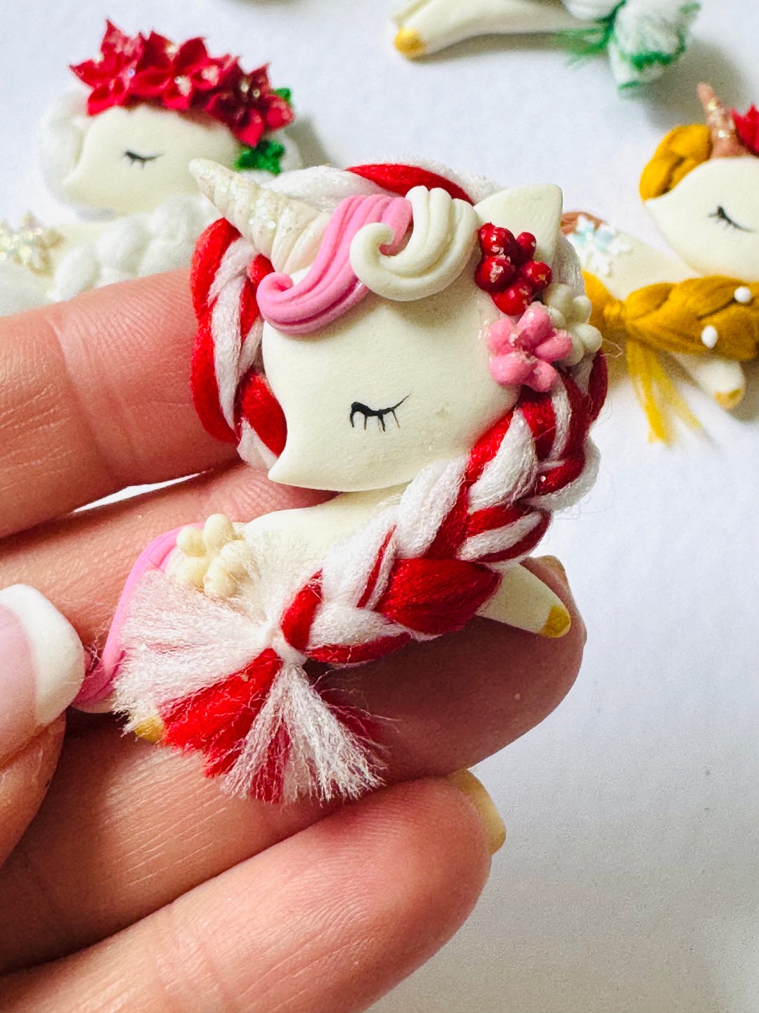 Christmas Unicorn Bow Clays