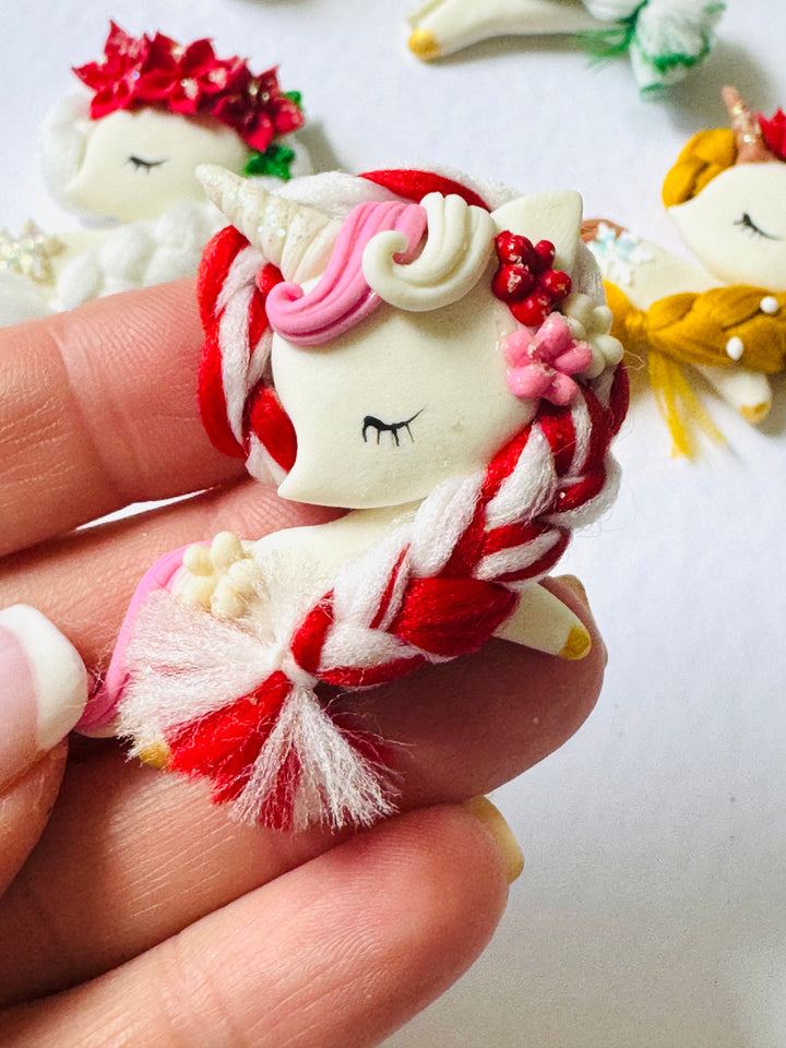 Christmas Unicorn Bow Clays