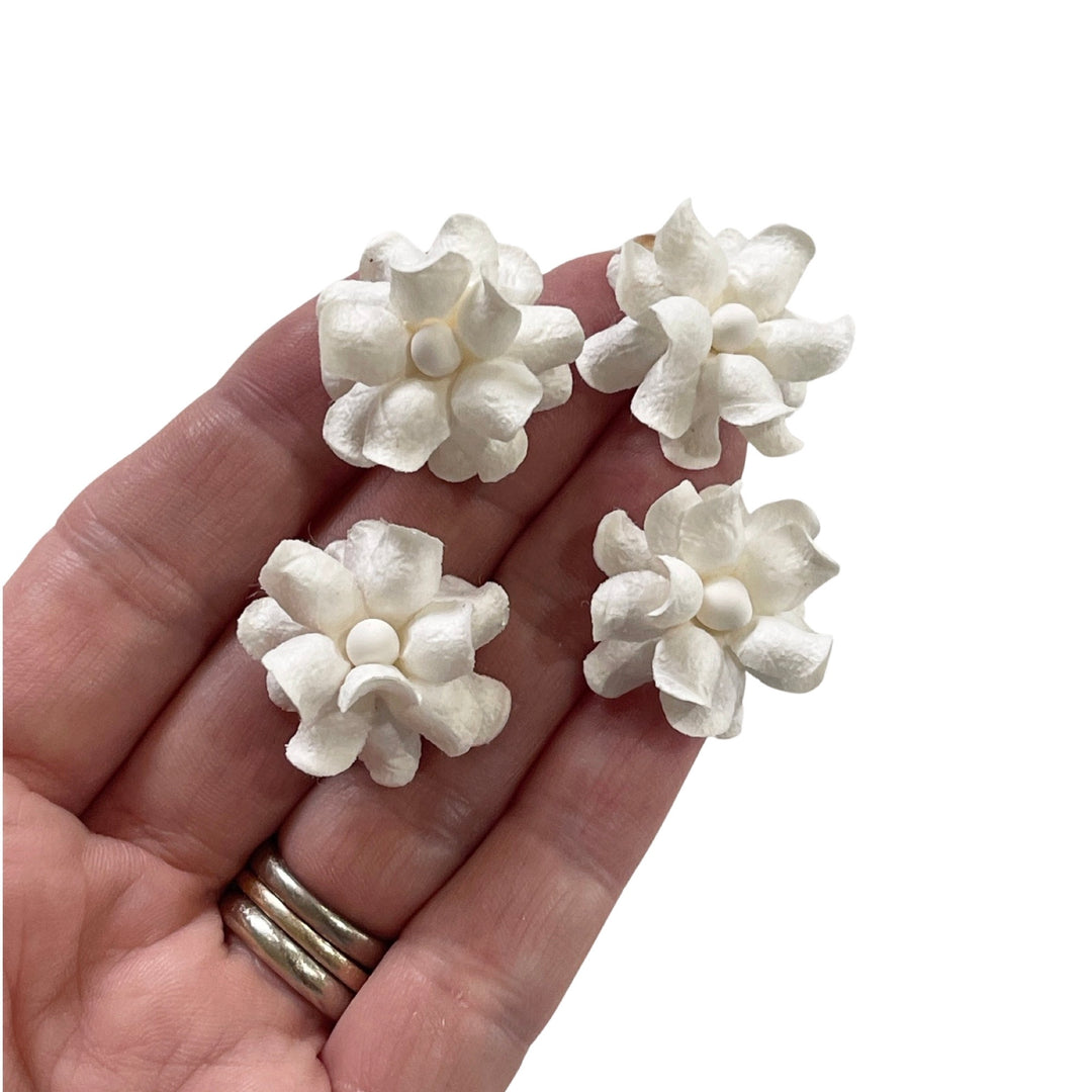 White Cottage Sweetheart Mulberry Flowers 25mm