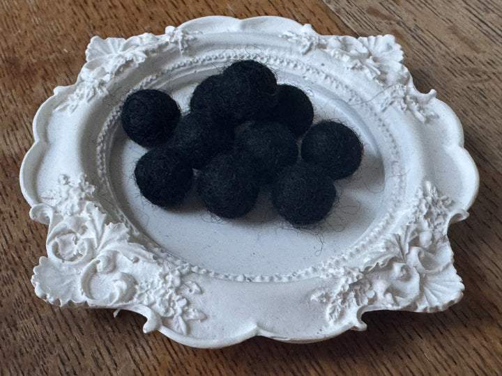 100% Wool Felt Balls 1cm 3/8” ~ Black