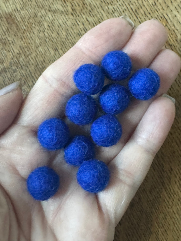 100% Wool Felt Balls 1cm 3/8” ~ Cobolt Blue