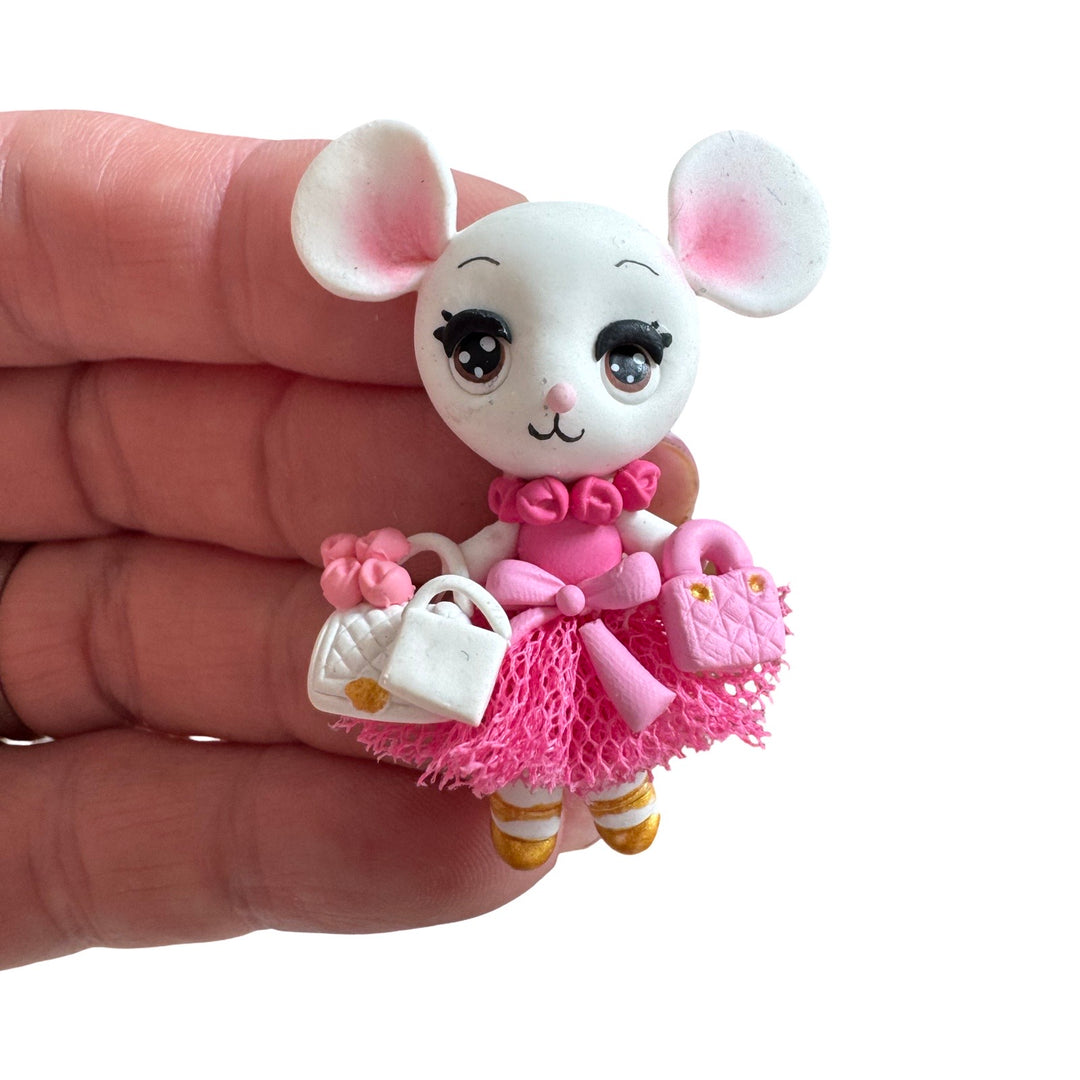 Chic Paris Mouse Bow Clay