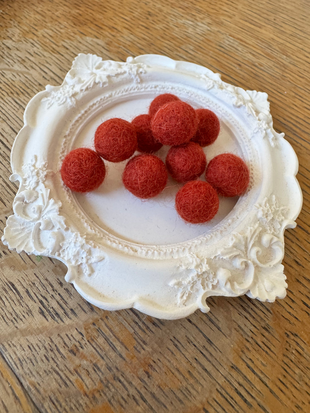 100% Wool Felt Balls 1cm 3/8” ~ Auburn