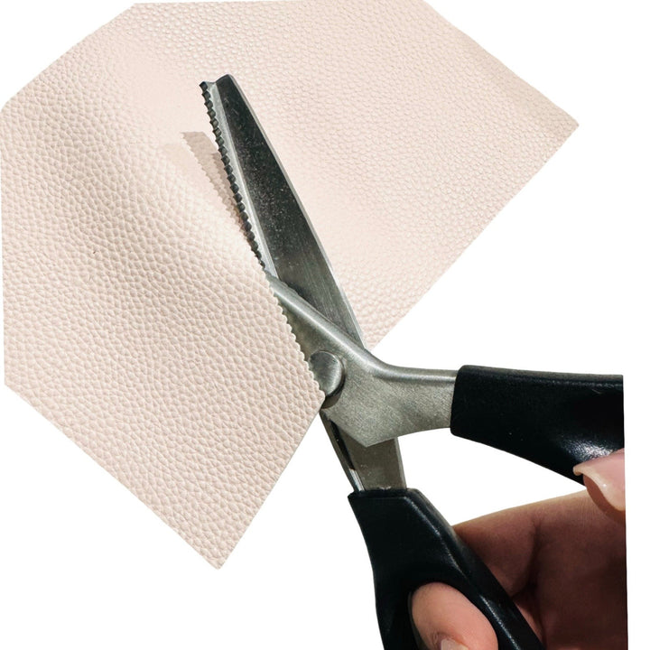 Scalloped Edge Pinking Shears ~ Dressmaker Scissors ~ Fabric Scissors