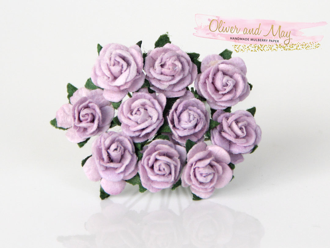 10 pcs fleurs en papier de mûrier - roses à pétales arrondis de 1 cm - lilas doux